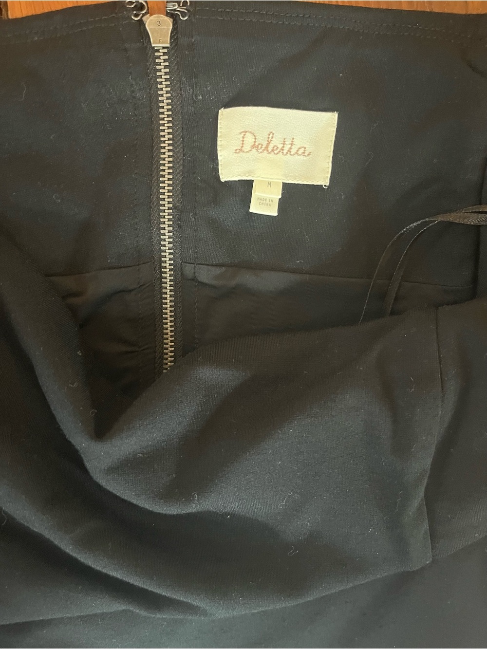 Anthropologie Deletta Black Off-the-Shoulder Top Size M - Picture 3 of 5